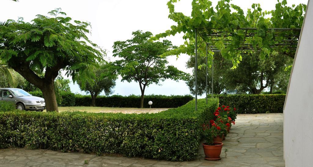 Aris Pension Agia Paraskevi  Exterior photo
