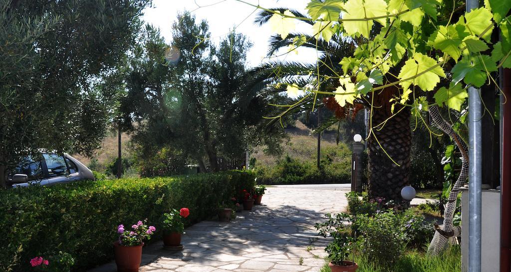 Aris Pension Agia Paraskevi  Exterior photo