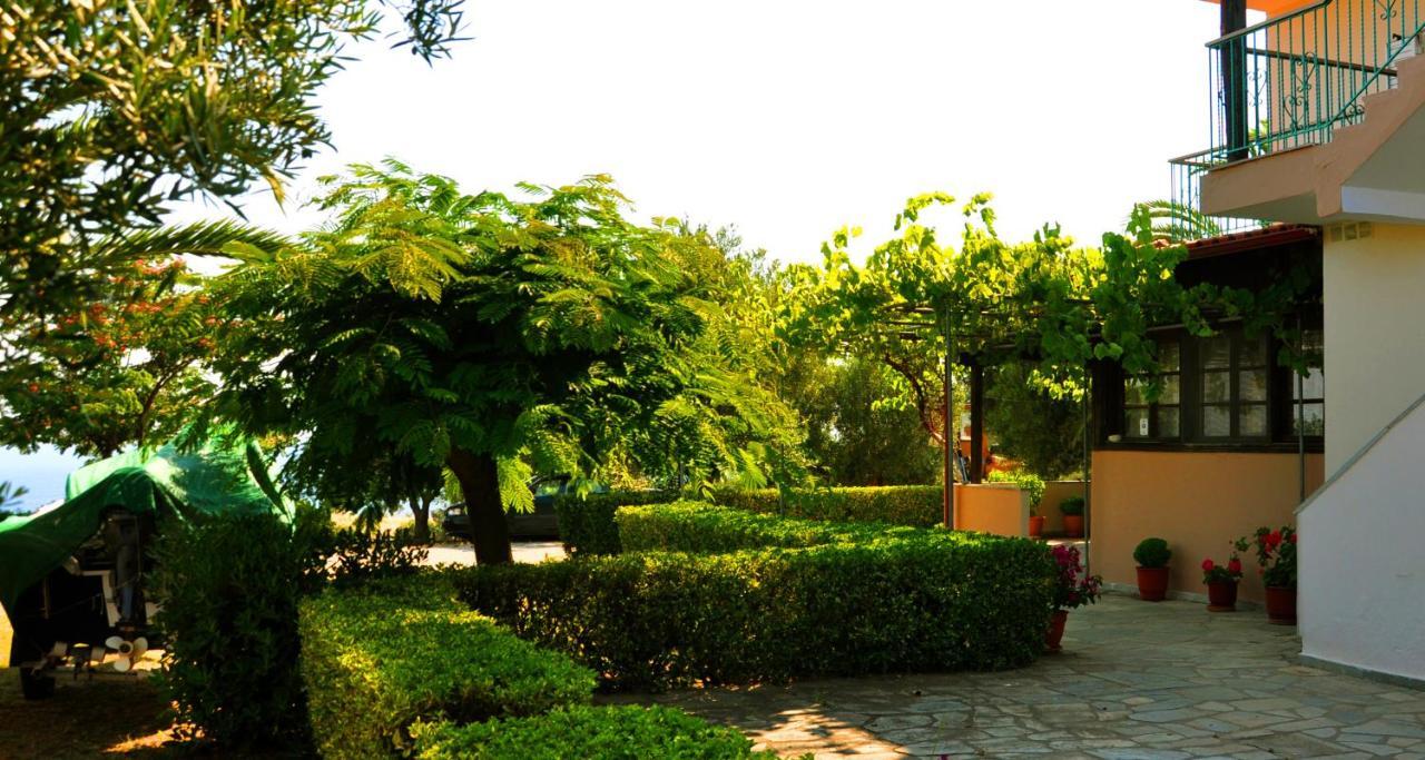 Aris Pension Agia Paraskevi  Exterior photo
